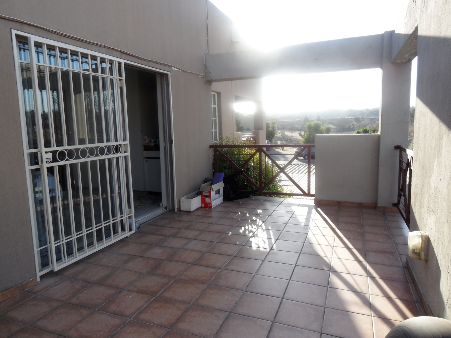 3 Bedroom Property for Sale in Corlett Gardens Gauteng