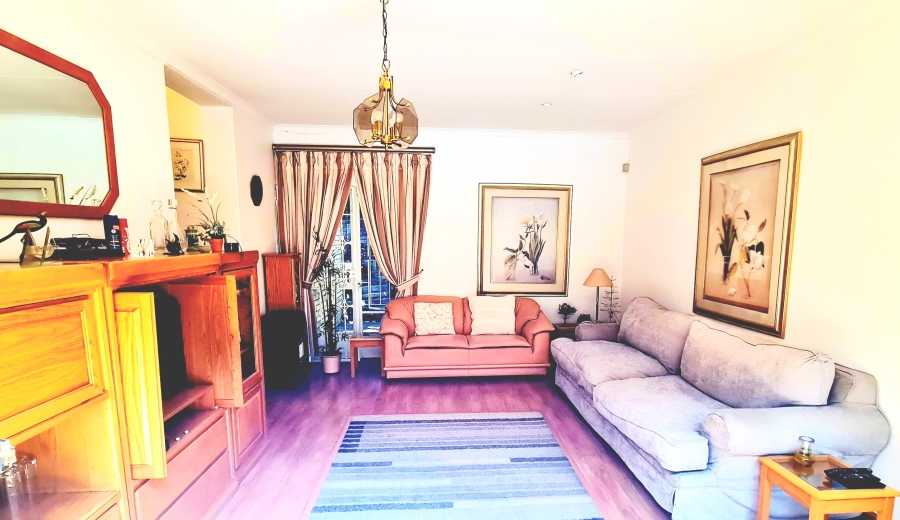 5 Bedroom Property for Sale in Boskruin Gauteng