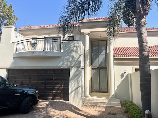 4 Bedroom Property for Sale in Sunset Acres Gauteng