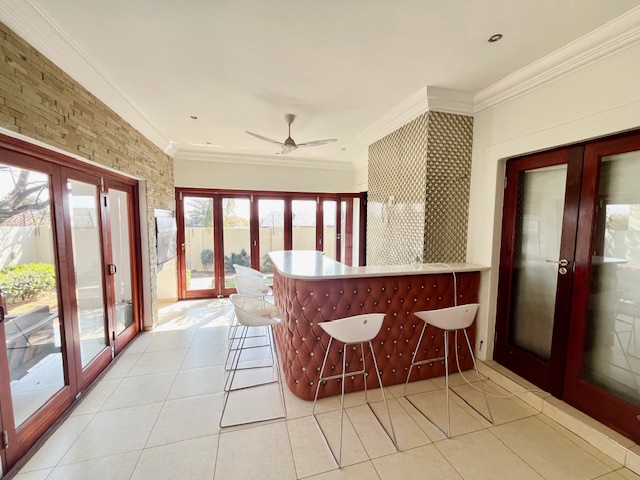 4 Bedroom Property for Sale in Sunset Acres Gauteng