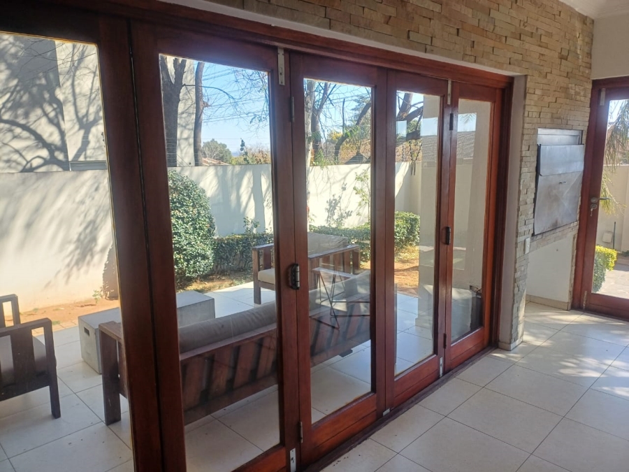 4 Bedroom Property for Sale in Sunset Acres Gauteng