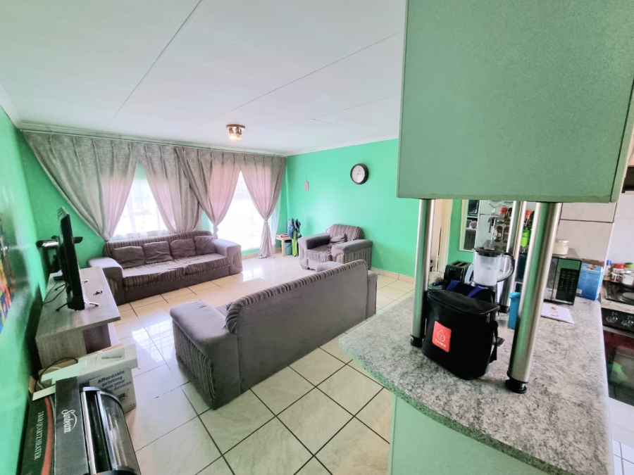 2 Bedroom Property for Sale in Alan Manor Gauteng