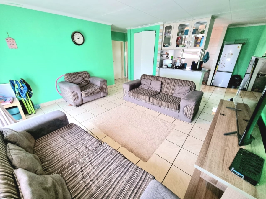 2 Bedroom Property for Sale in Alan Manor Gauteng