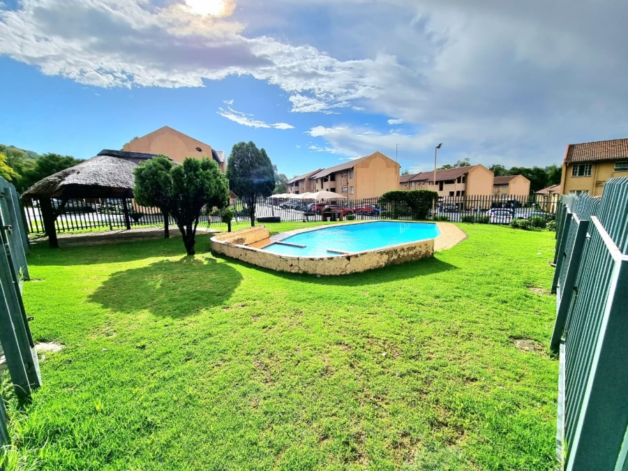 2 Bedroom Property for Sale in Alan Manor Gauteng