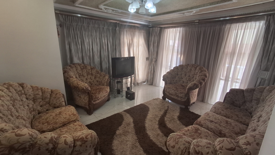 3 Bedroom Property for Sale in Soshanguve BB Gauteng