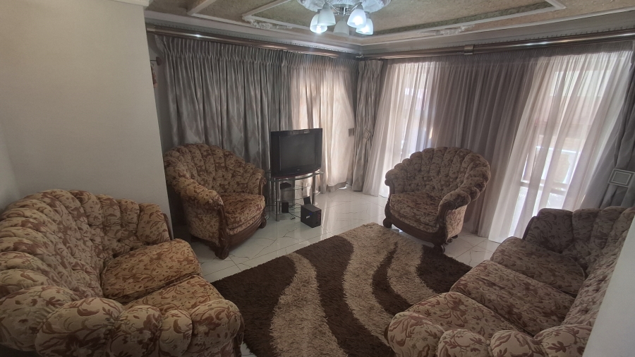 3 Bedroom Property for Sale in Soshanguve BB Gauteng