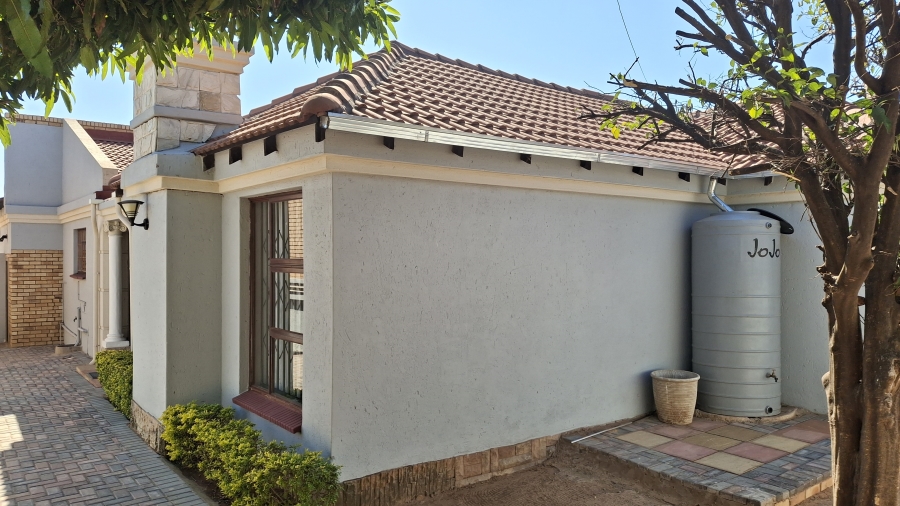 3 Bedroom Property for Sale in Soshanguve BB Gauteng