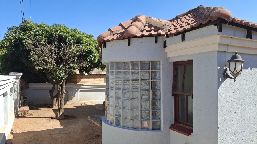 3 Bedroom Property for Sale in Soshanguve BB Gauteng