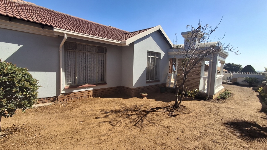 3 Bedroom Property for Sale in Soshanguve BB Gauteng