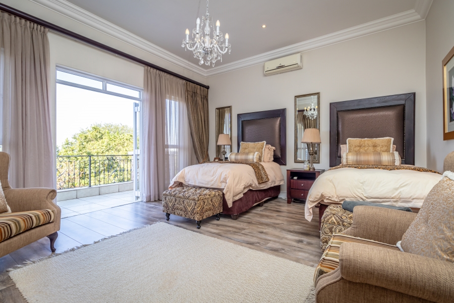 4 Bedroom Property for Sale in Featherbrooke Estate Gauteng