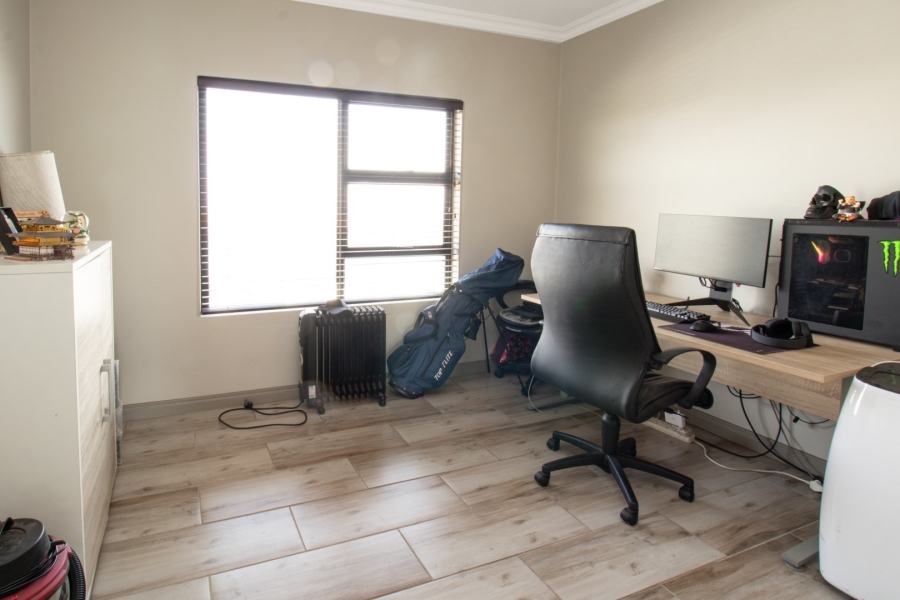 2 Bedroom Property for Sale in Carlswald Gauteng