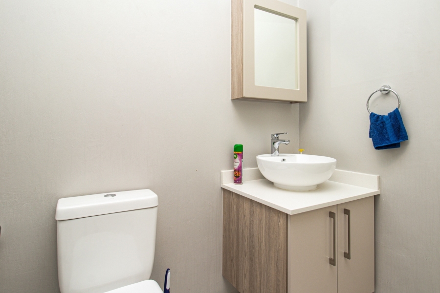 2 Bedroom Property for Sale in Carlswald Gauteng