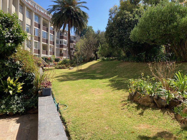 To Let 1 Bedroom Property for Rent in Johannesburg North Gauteng