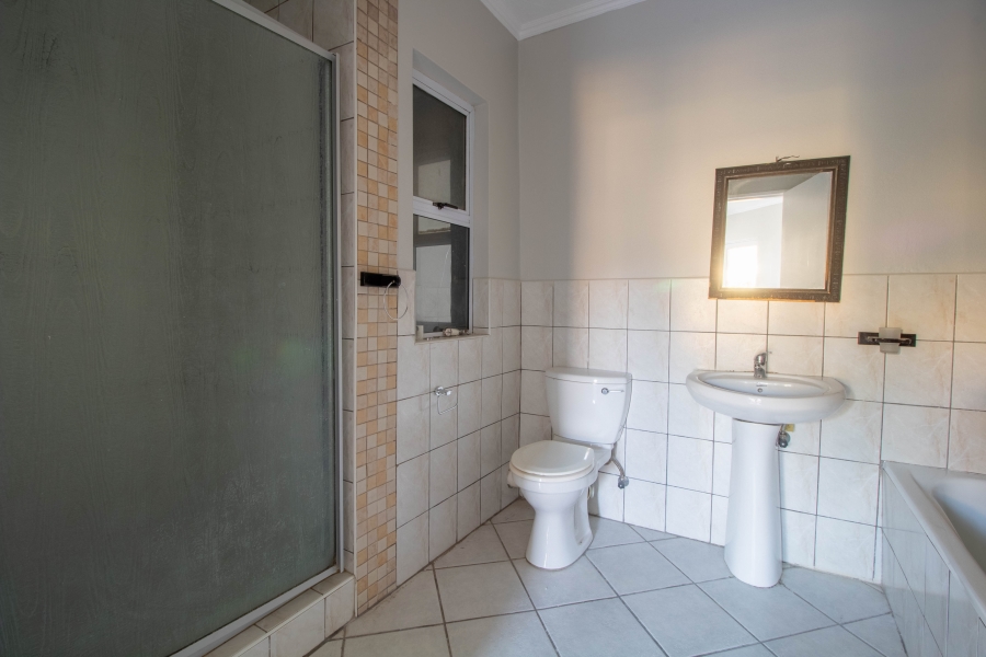 2 Bedroom Property for Sale in Halfway Gardens Gauteng