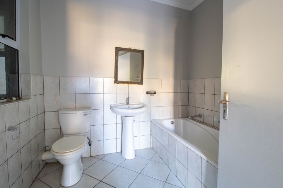 2 Bedroom Property for Sale in Halfway Gardens Gauteng