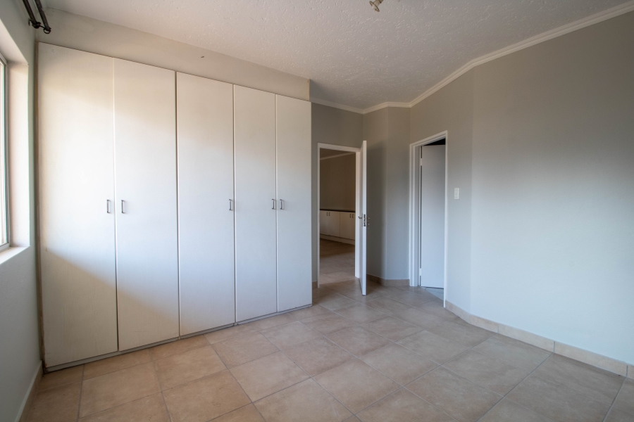 2 Bedroom Property for Sale in Halfway Gardens Gauteng