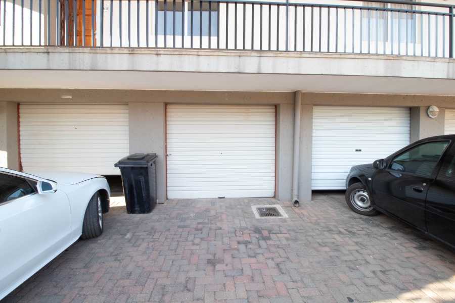 2 Bedroom Property for Sale in Halfway Gardens Gauteng