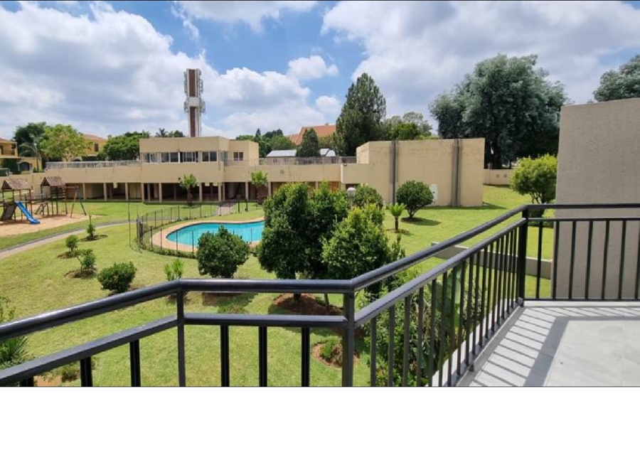 2 Bedroom Property for Sale in Halfway Gardens Gauteng