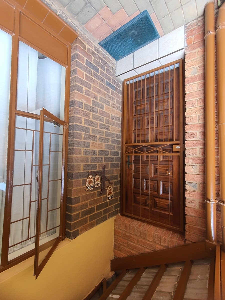 3 Bedroom Property for Sale in Silverton Gauteng