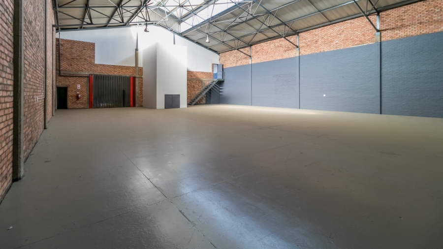 To Let commercial Property for Rent in Randjespark Gauteng