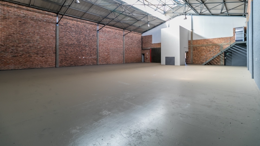 To Let commercial Property for Rent in Randjespark Gauteng
