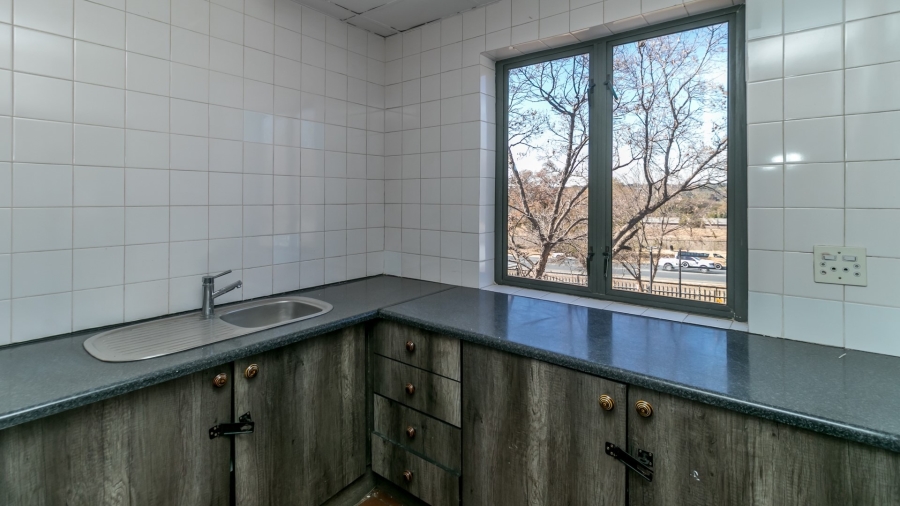 To Let commercial Property for Rent in Randjespark Gauteng