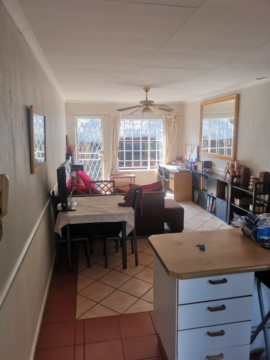 2 Bedroom Property for Sale in Doornpoort Gauteng