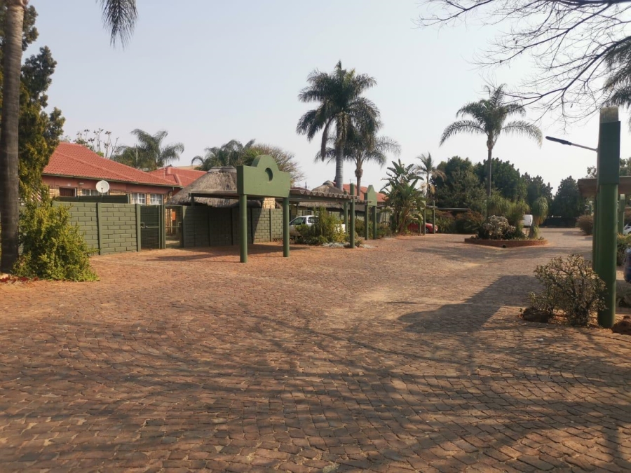 2 Bedroom Property for Sale in Doornpoort Gauteng