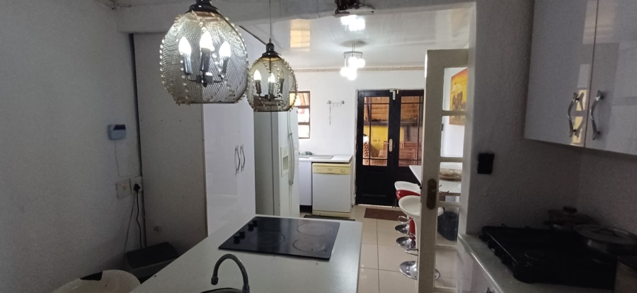 4 Bedroom Property for Sale in Palm Springs Gauteng