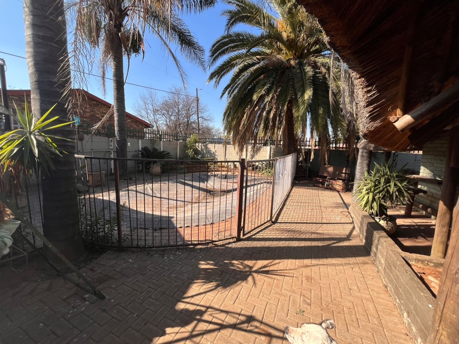 3 Bedroom Property for Sale in Vanderbijlpark CW Gauteng