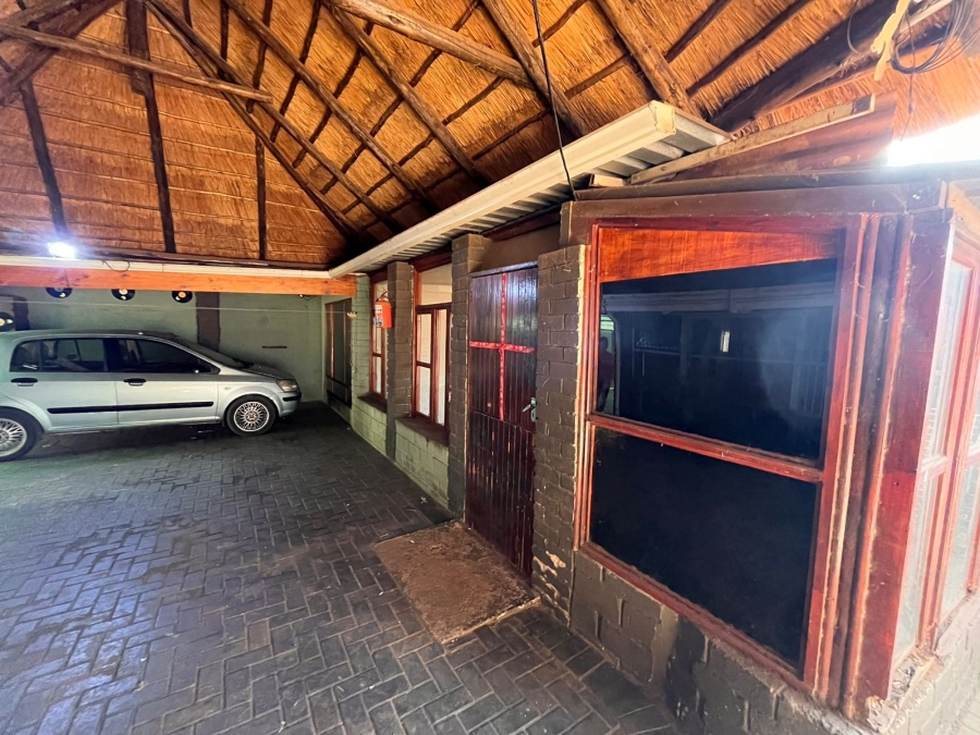 3 Bedroom Property for Sale in Vanderbijlpark CW Gauteng