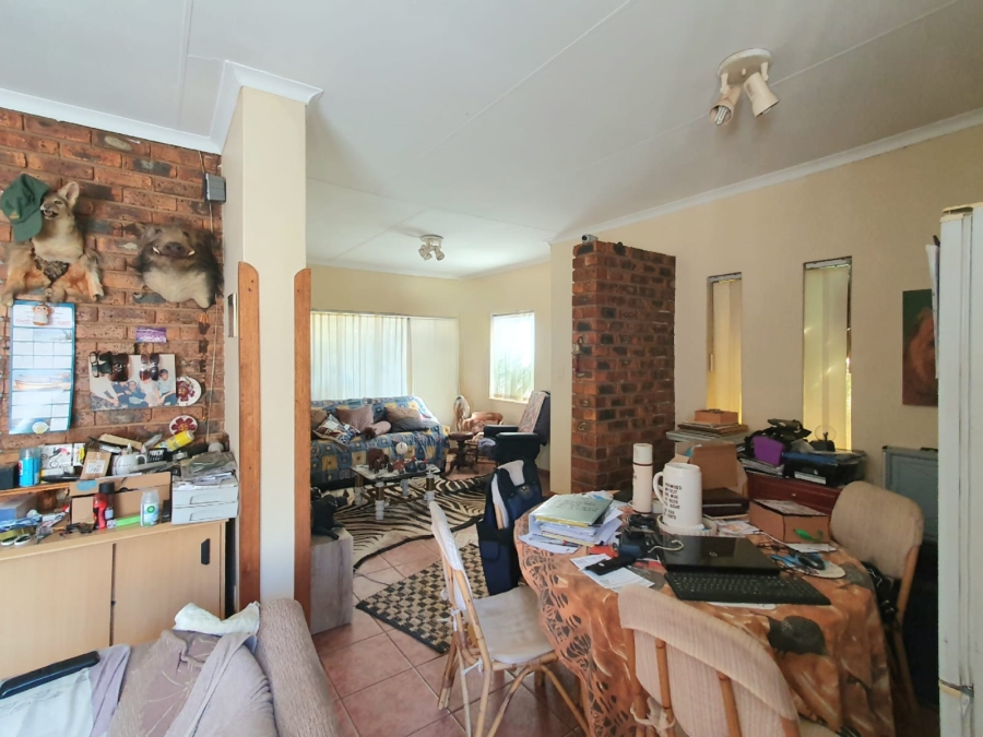 3 Bedroom Property for Sale in Dorandia Gauteng