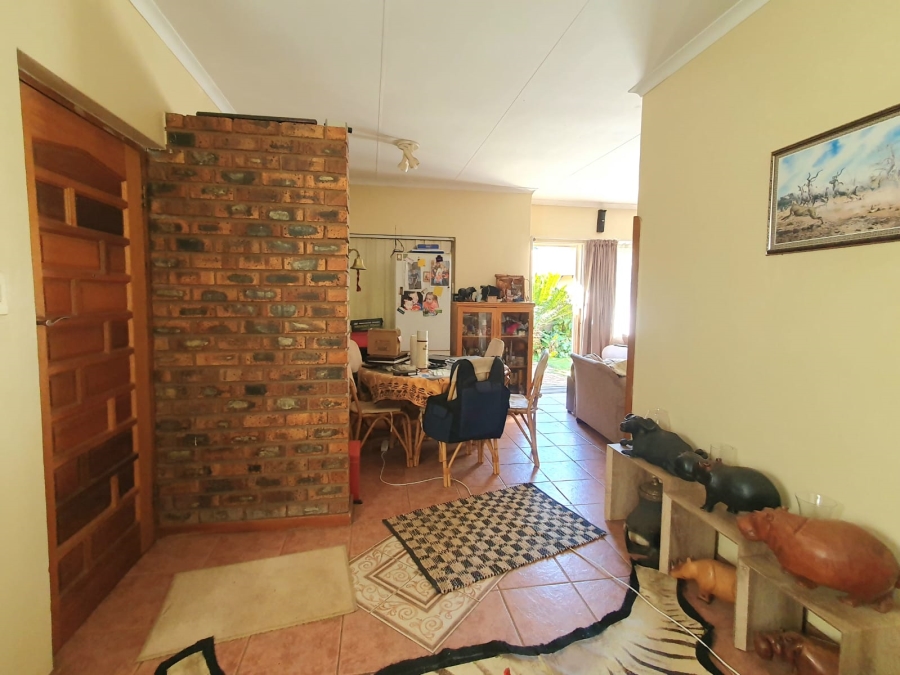 3 Bedroom Property for Sale in Dorandia Gauteng