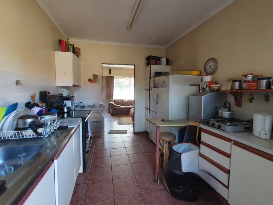 3 Bedroom Property for Sale in Dorandia Gauteng