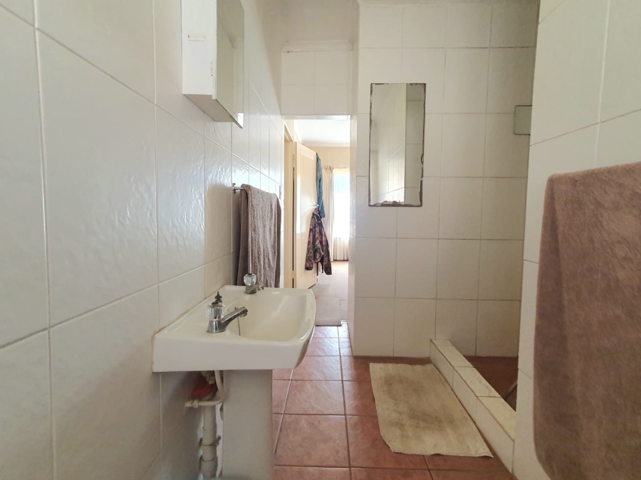 3 Bedroom Property for Sale in Dorandia Gauteng