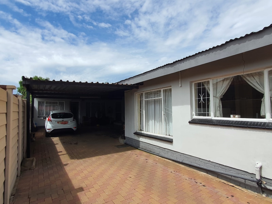 3 Bedroom Property for Sale in Silverton Gauteng