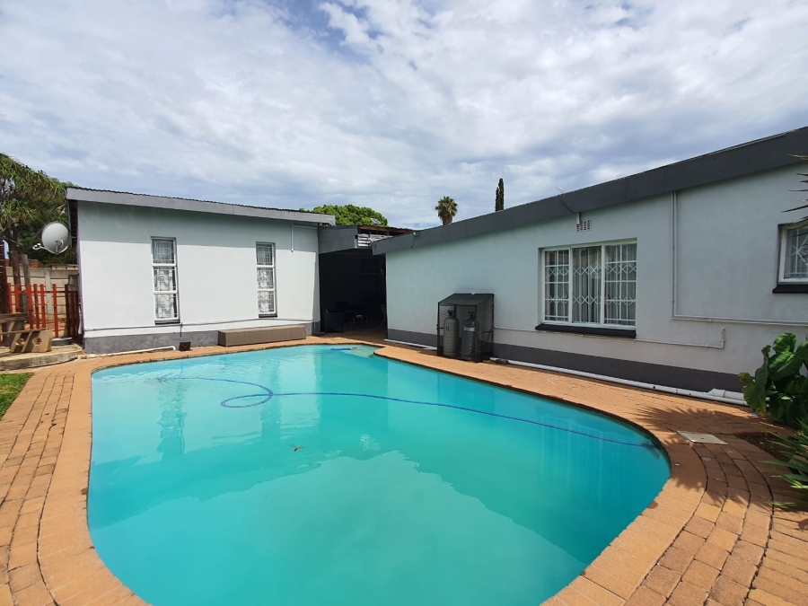 3 Bedroom Property for Sale in Silverton Gauteng