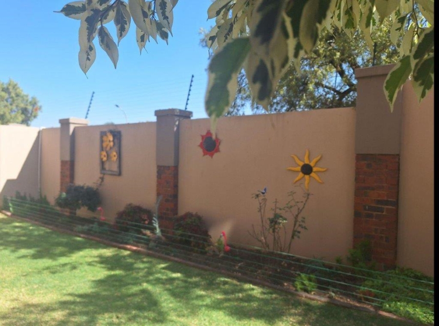 3 Bedroom Property for Sale in Dowerglen Ext 4 Gauteng