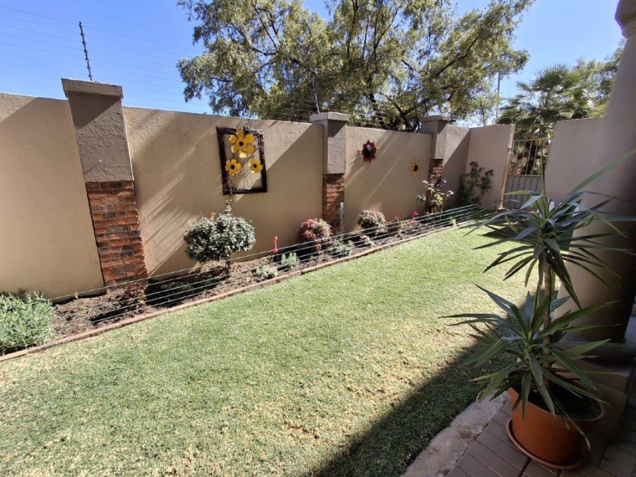 3 Bedroom Property for Sale in Dowerglen Ext 4 Gauteng