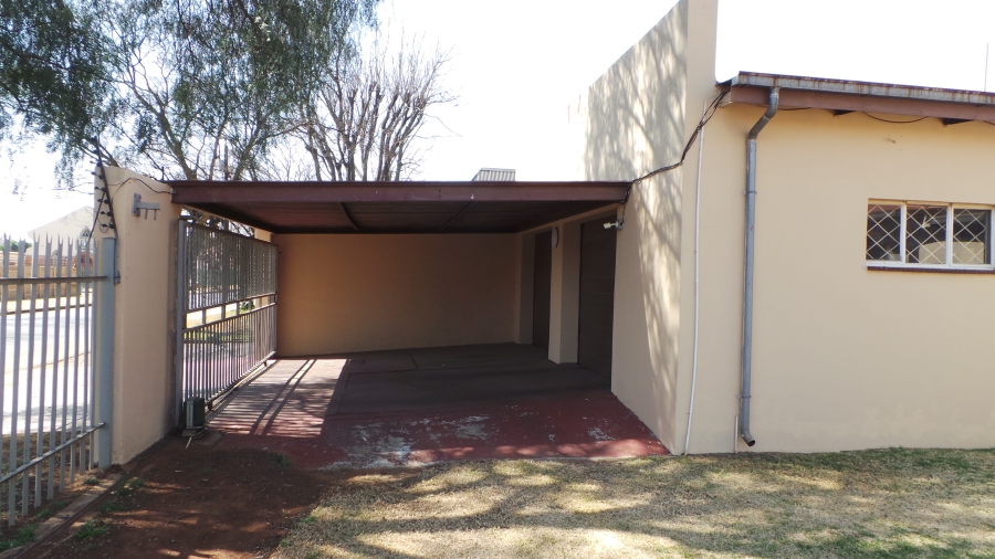 3 Bedroom Property for Sale in Brakpan Central Gauteng