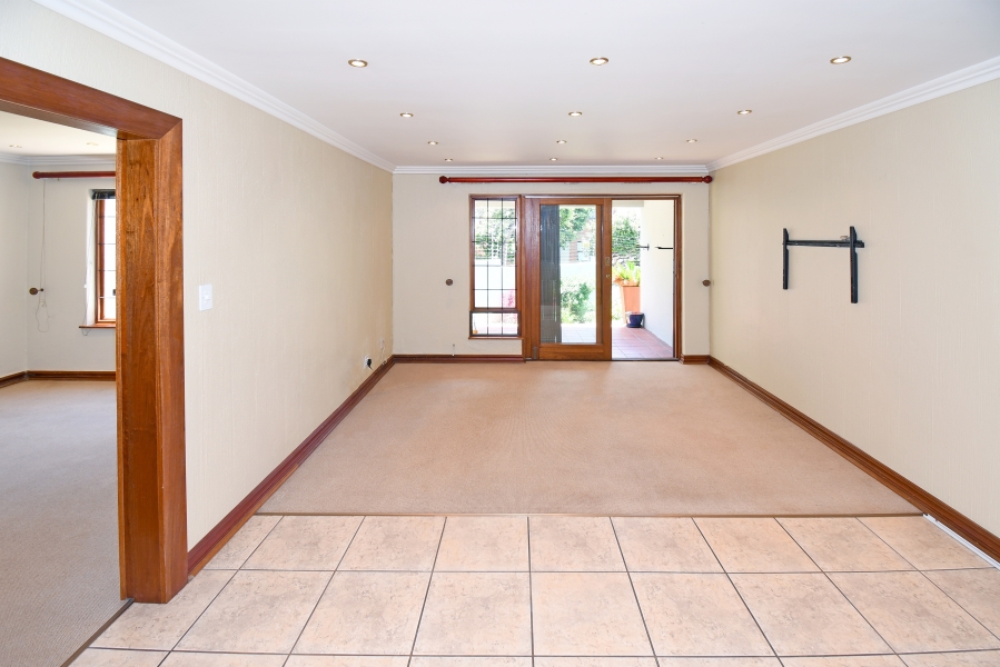 1 Bedroom Property for Sale in Morningside Gauteng