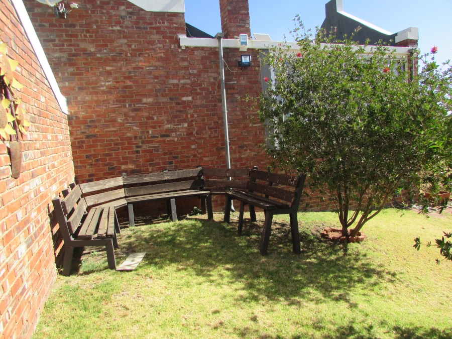 2 Bedroom Property for Sale in Westonaria Gauteng