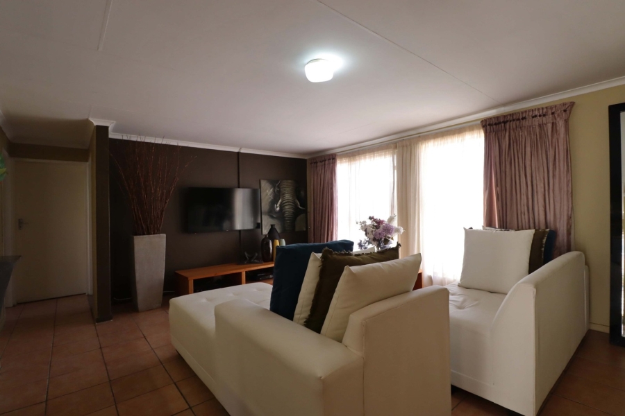 2 Bedroom Property for Sale in Rivonia Gauteng