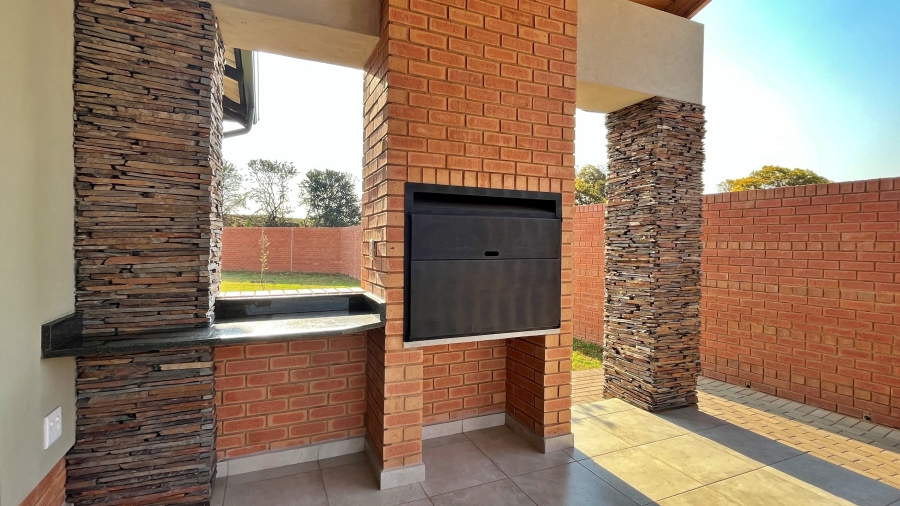 3 Bedroom Property for Sale in Six Fountains Residential Estate Gauteng