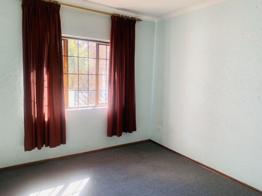 2 Bedroom Property for Sale in Observatory Gauteng