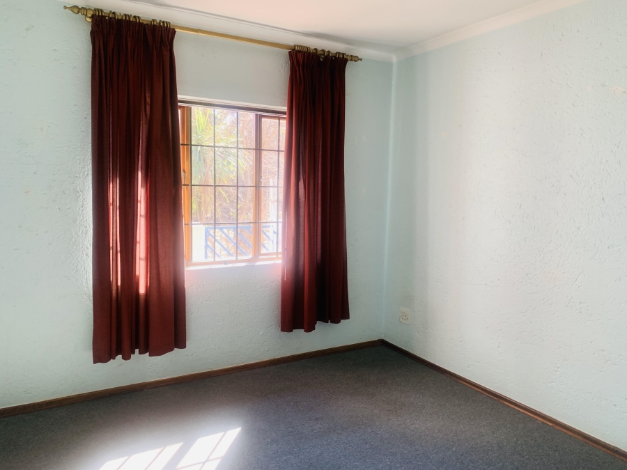 2 Bedroom Property for Sale in Observatory Gauteng