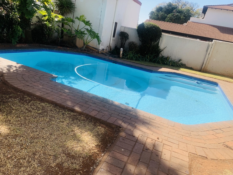 2 Bedroom Property for Sale in Observatory Gauteng