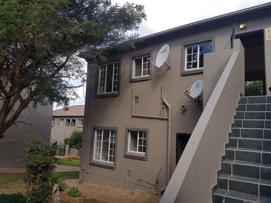 To Let 2 Bedroom Property for Rent in Wilgeheuwel Gauteng