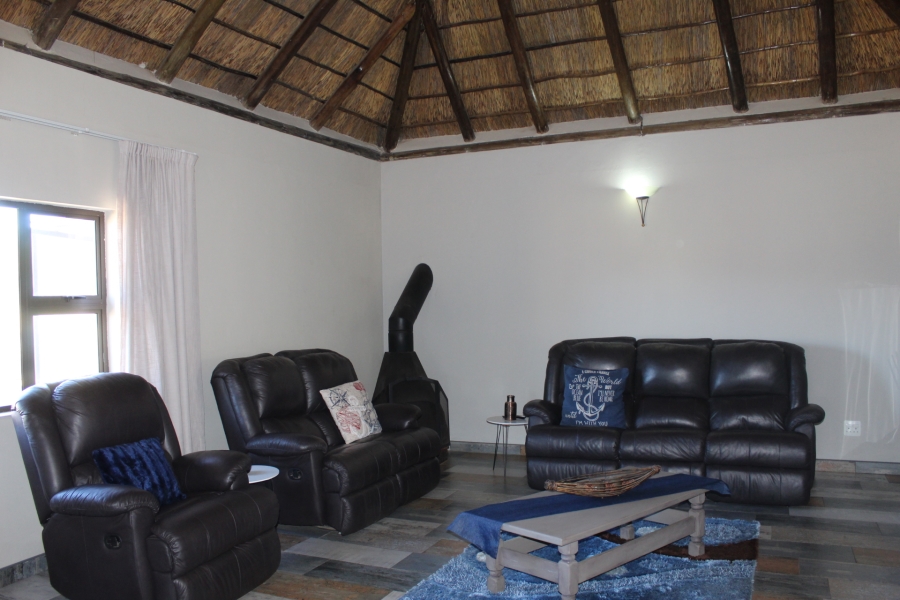 5 Bedroom Property for Sale in Theoville Gauteng