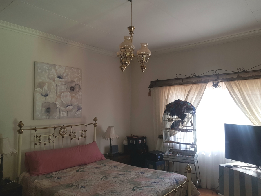 5 Bedroom Property for Sale in Pretoria North Gauteng